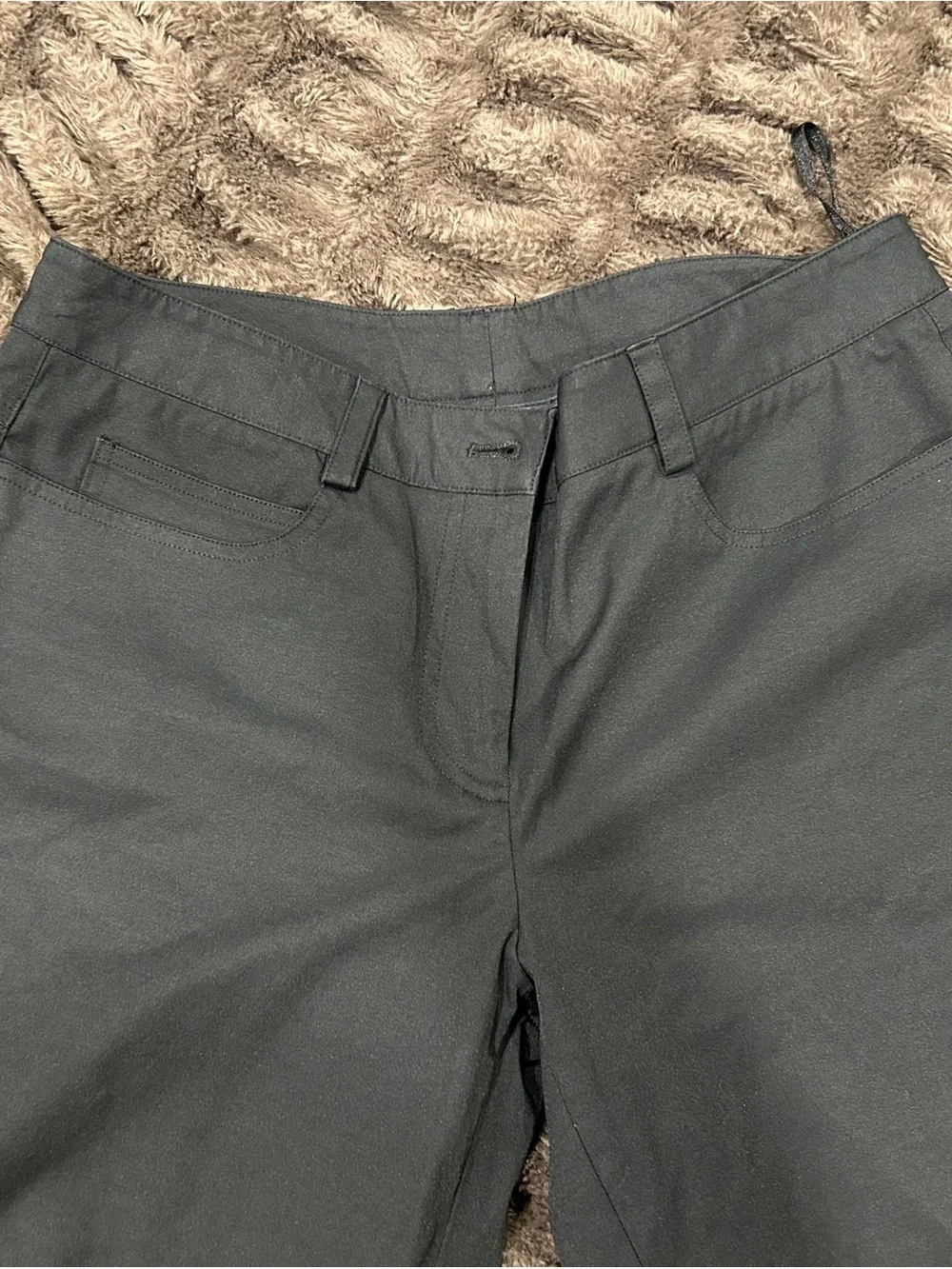 DKNY Women's Charcoal Straight-Leg Capris